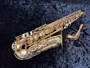 Very Pretty! Selmer Paris Series II Alto Saxophone in Gold Lacquer, Serial #485425